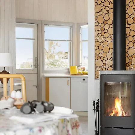 2 Bedroom Lovely In Casa vacanze *