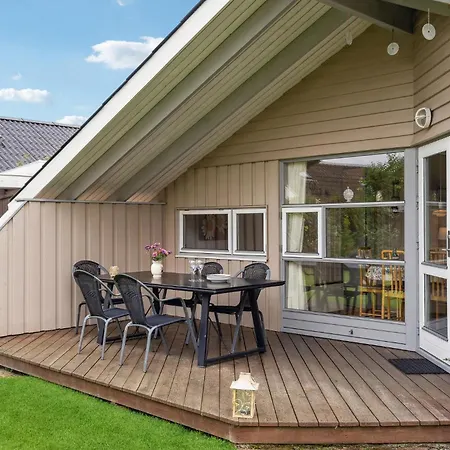 2 Bedroom Lovely In Casa vacanze Otterup