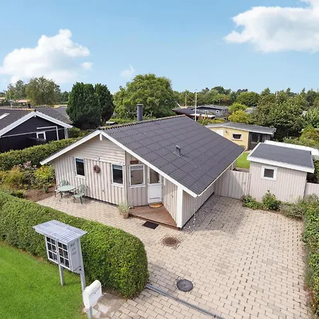 Casa vacanze 2 Bedroom Lovely In