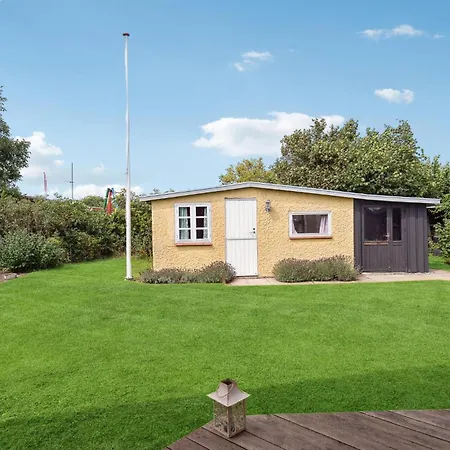 Casa vacanze 2 Bedroom Lovely In *